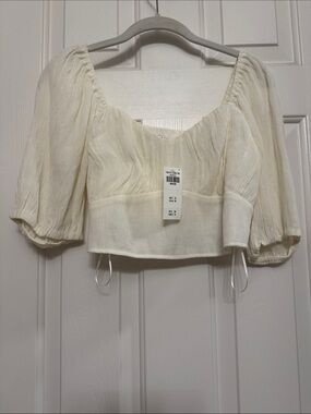 Abercrombie & Fitch Cream Square Neck Puff Sleeve Crop Top